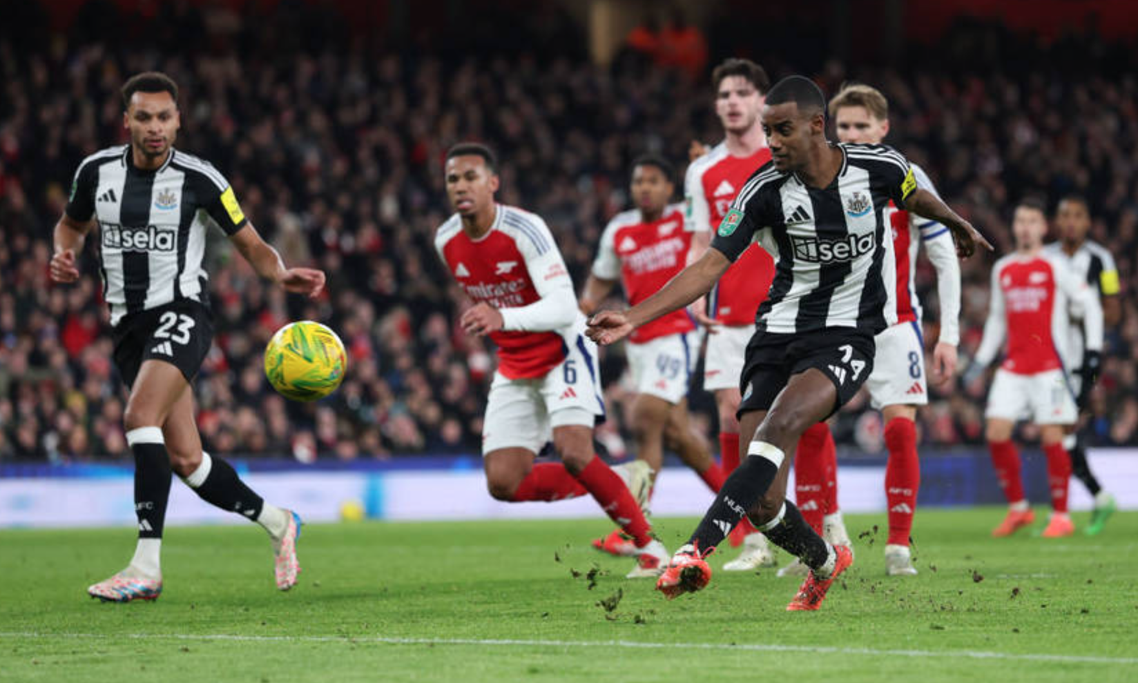 Кубок англійської ліги: Арсенал програв Ньюкаслу у першому півфінальному матчі 